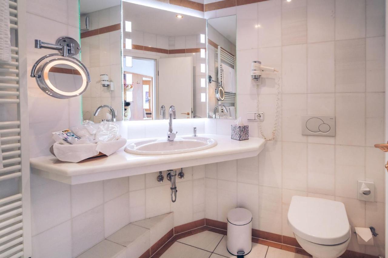 Hotel Kalenborner Hoehe 3*