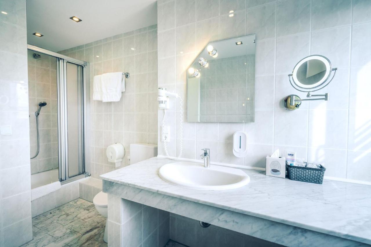 Kalenborner Hoehe Hotel